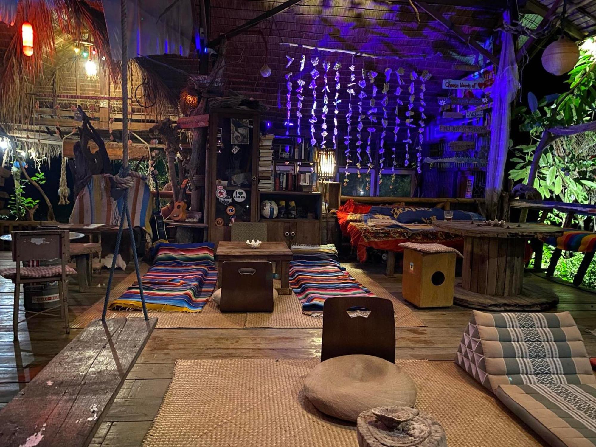 Seree Bungalows & Chill Bar チャン島 エクステリア 写真