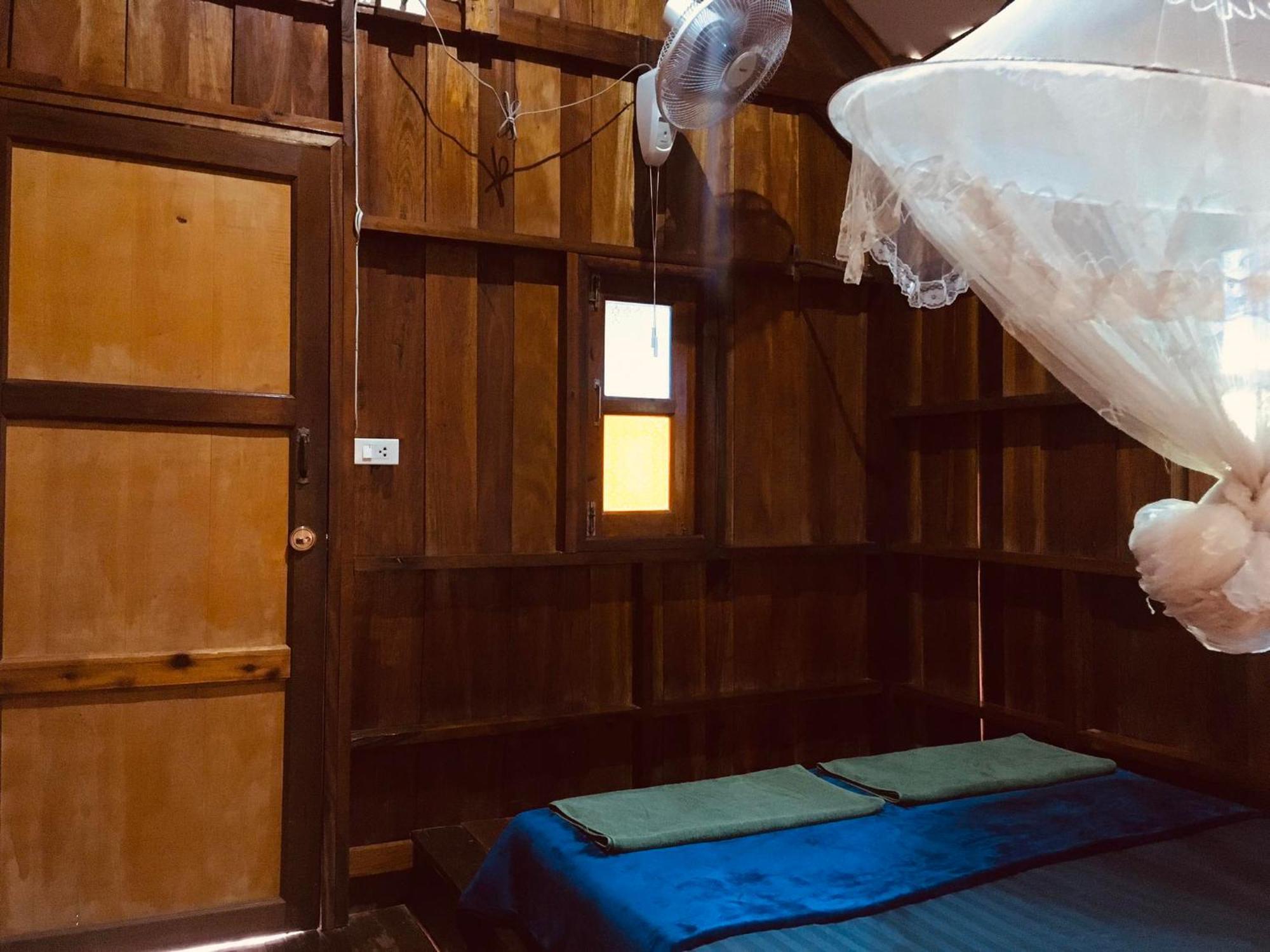 Seree Bungalows & Chill Bar チャン島 エクステリア 写真