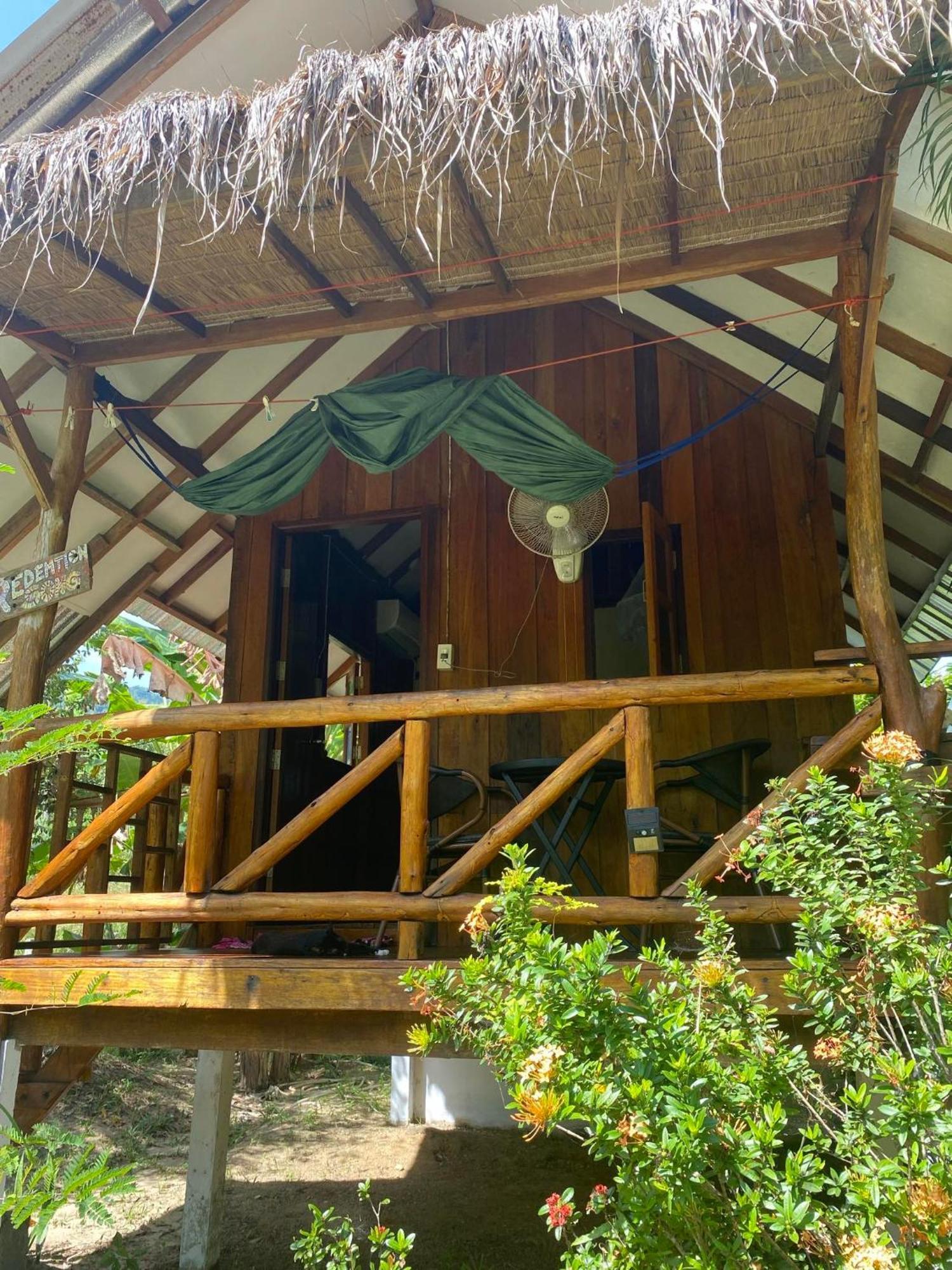 Seree Bungalows & Chill Bar チャン島 エクステリア 写真