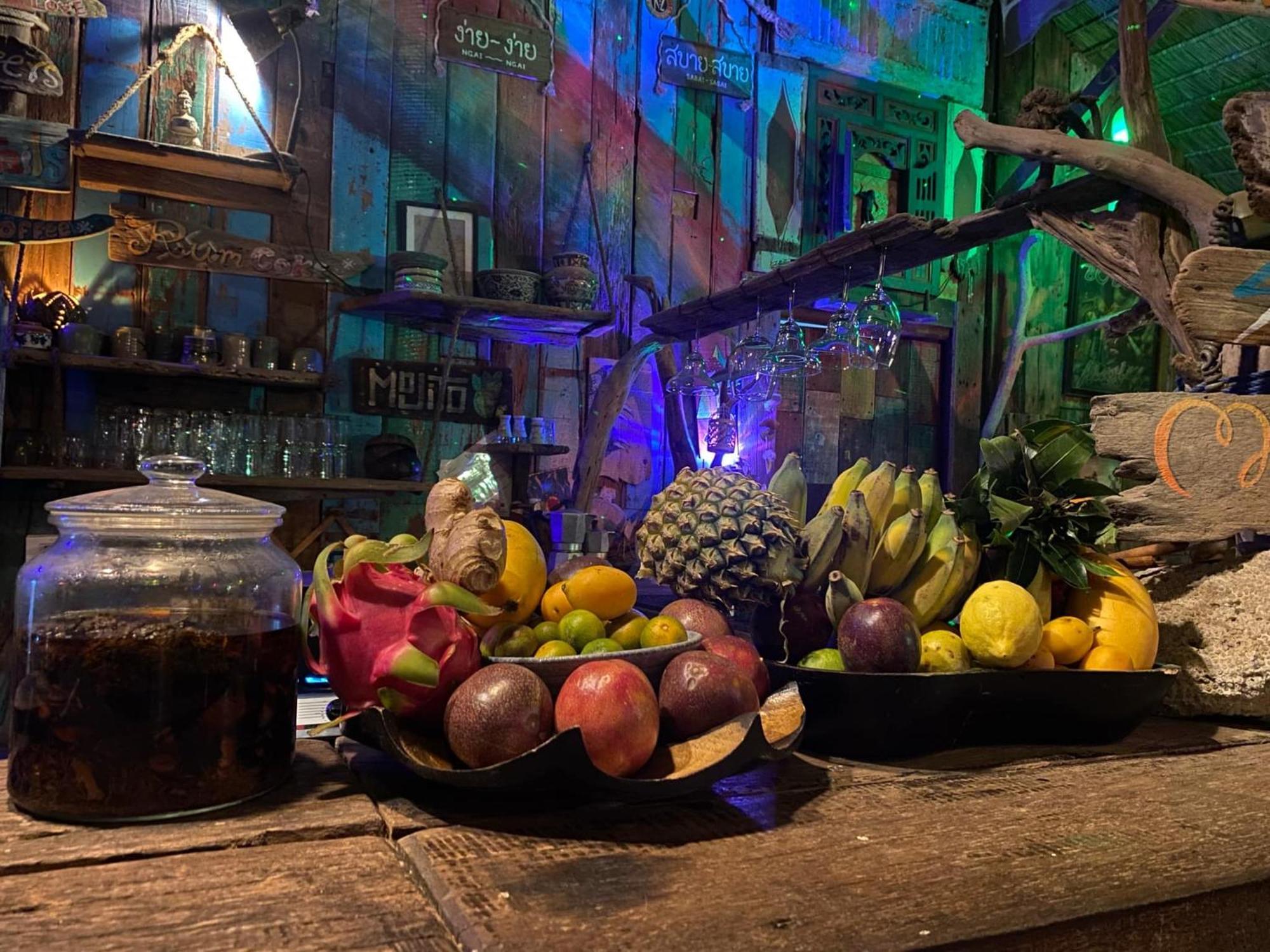 Seree Bungalows & Chill Bar チャン島 エクステリア 写真